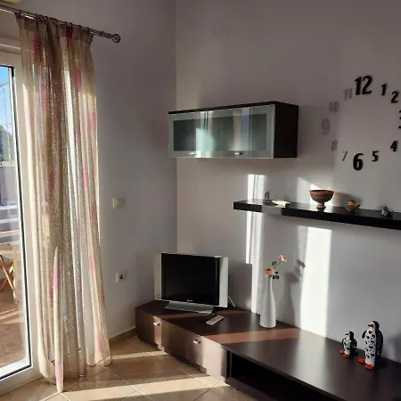 Nora In Almyrida Apartment *