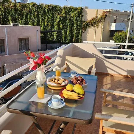 Apartment Nora In Almyrida