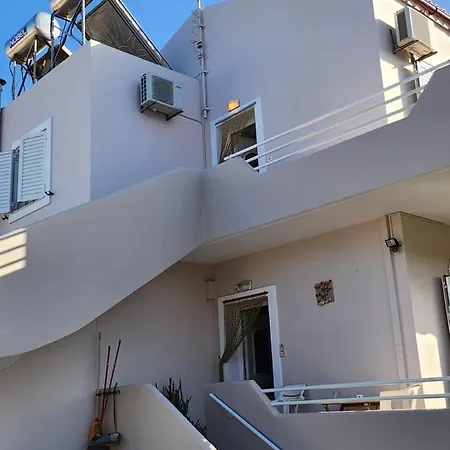 Nora In Almyrida * Chania (Crete)