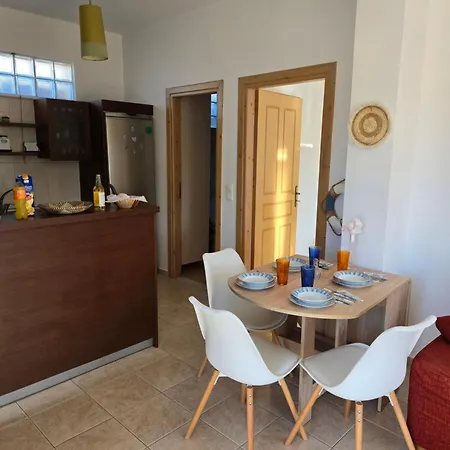 Nora In Almyrida * Chania (Crete)