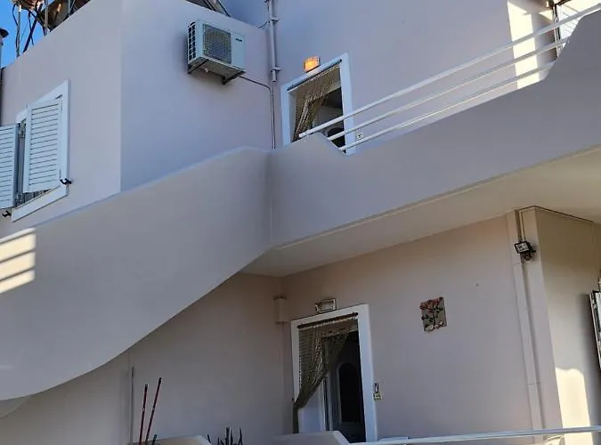 Nora In Almyrida * Chania (Crete)